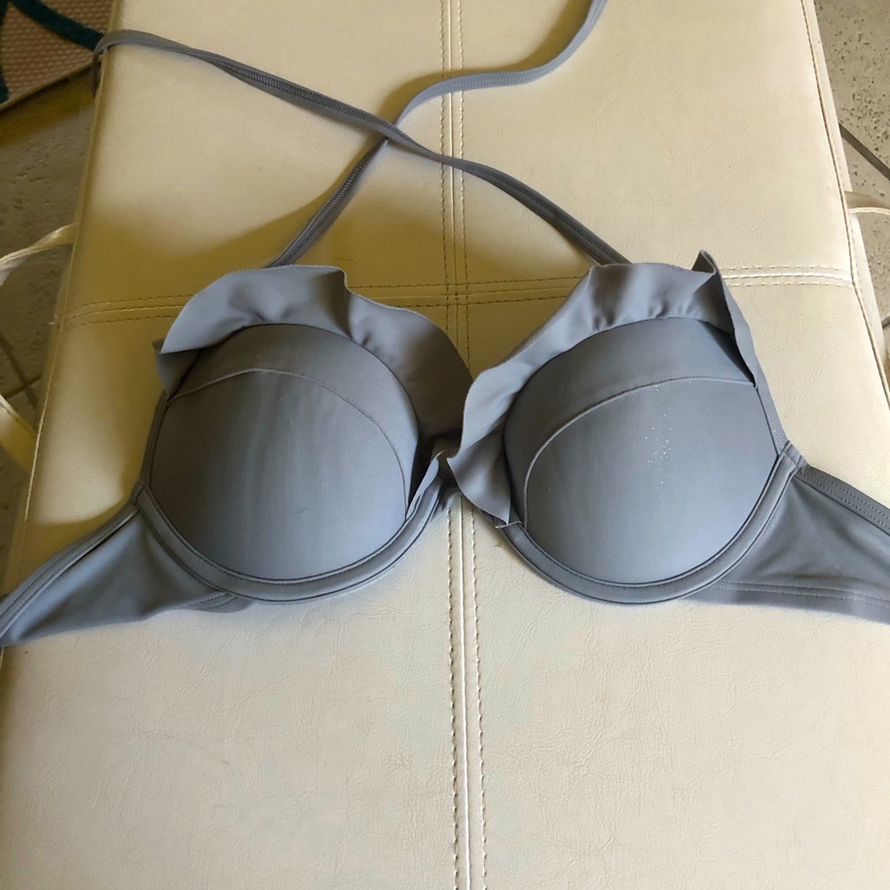 Aerie women’s bathing suit top. 32C gray. Excellent condition.